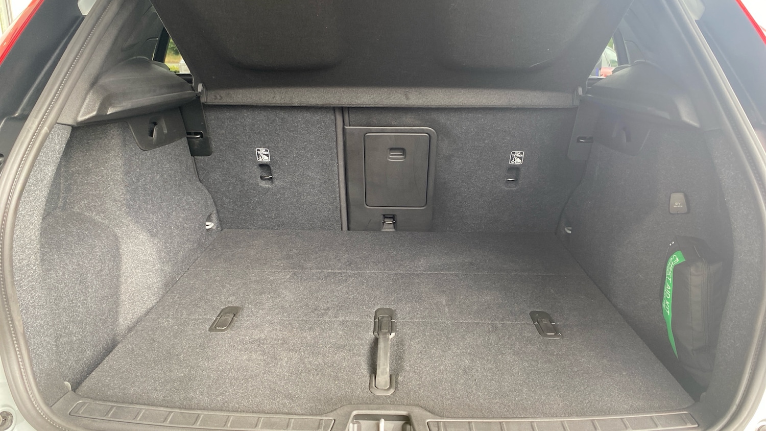 Used Volvo XC40 2024 for sale - 76371775: Photo 17
