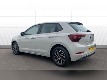 Used Volkswagen Polo 2022 for sale - 76028075: Photo 2