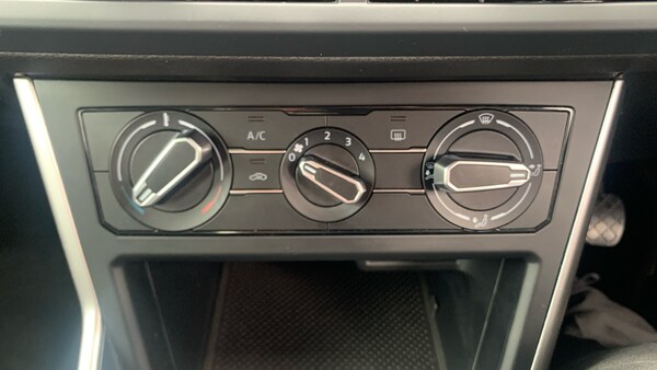Used Volkswagen Polo 2022 for sale - 76028075: Photo 34