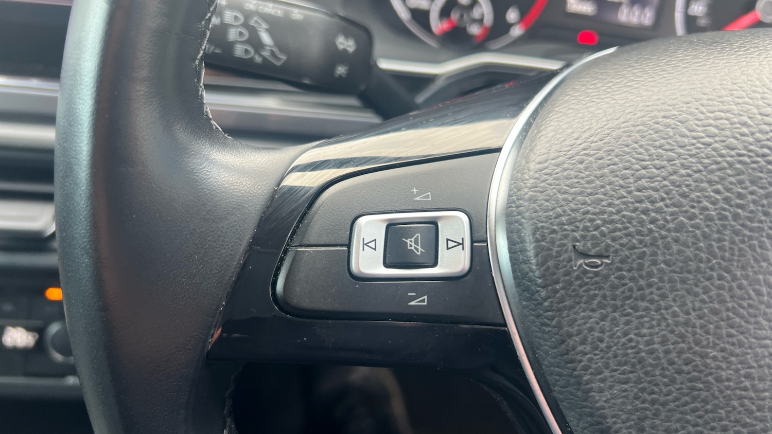 Used Volkswagen Polo 2019 for sale - 78027640: Photo 24