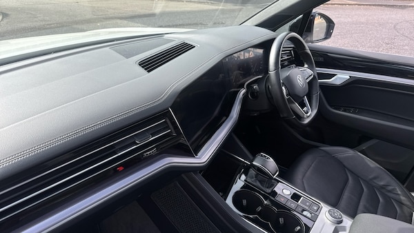 Used Volkswagen Touareg 2021 for sale - 75566689: Photo 9