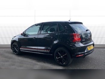 Used Volkswagen Polo 2017 for sale - 78788312: Photo