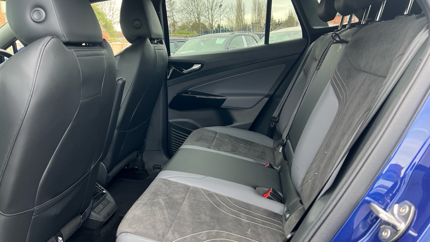 Used Volkswagen ID.4 2025 for sale - 77639137: Photo 16