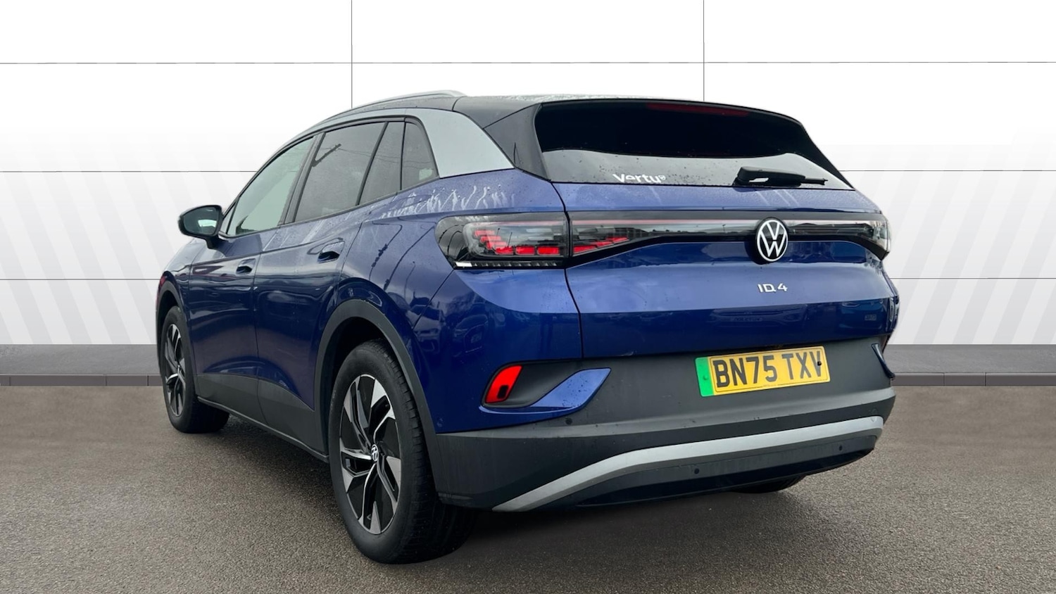 Used Volkswagen ID.4 2025 for sale - 77639137: Photo 2