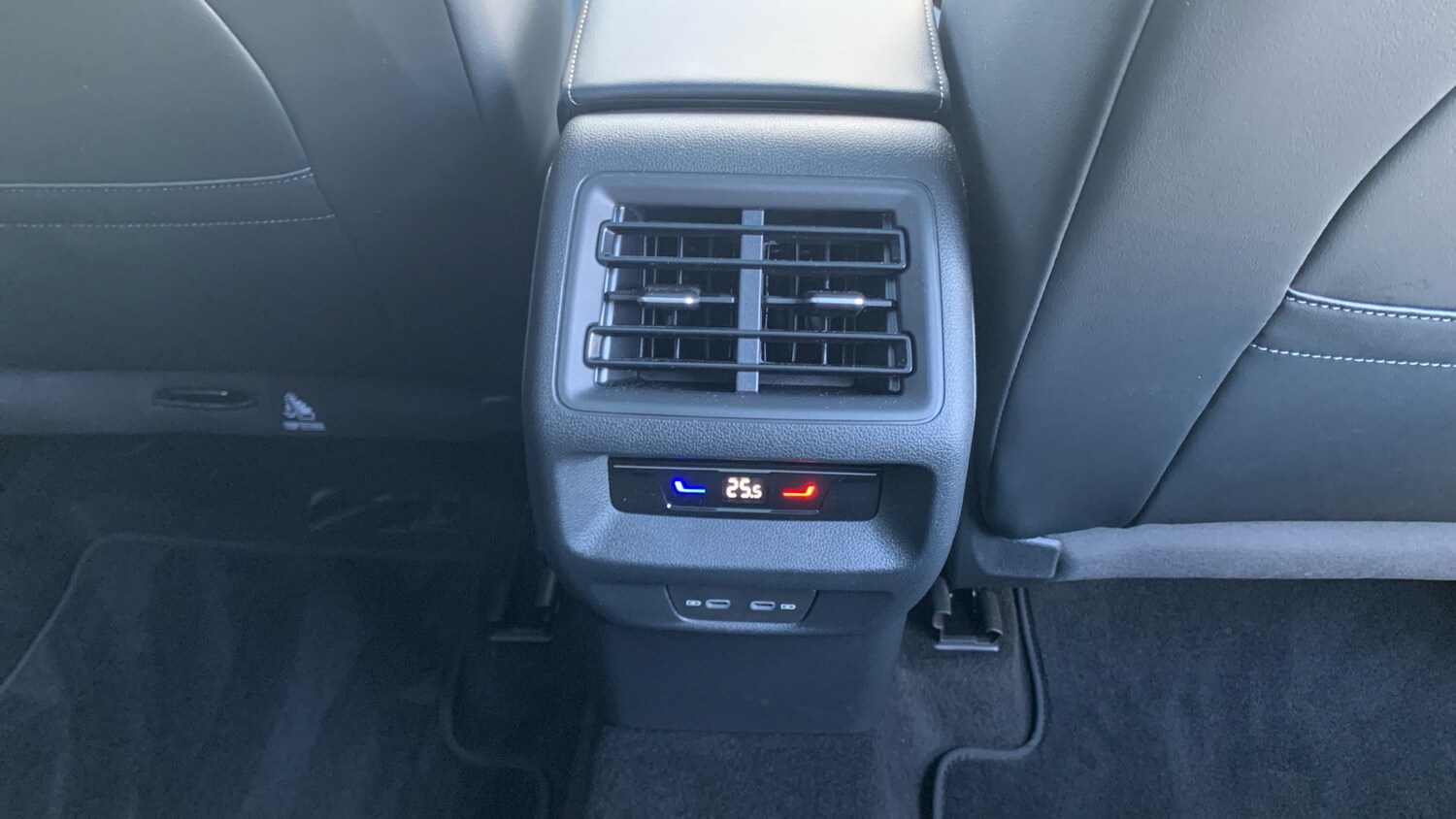 Used Volkswagen Touran 2025 for sale - 77061531: Photo 70