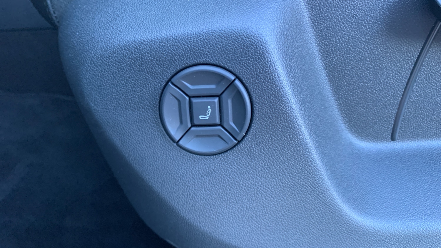 Used Volkswagen Touran 2025 for sale - 77061531: Photo 80