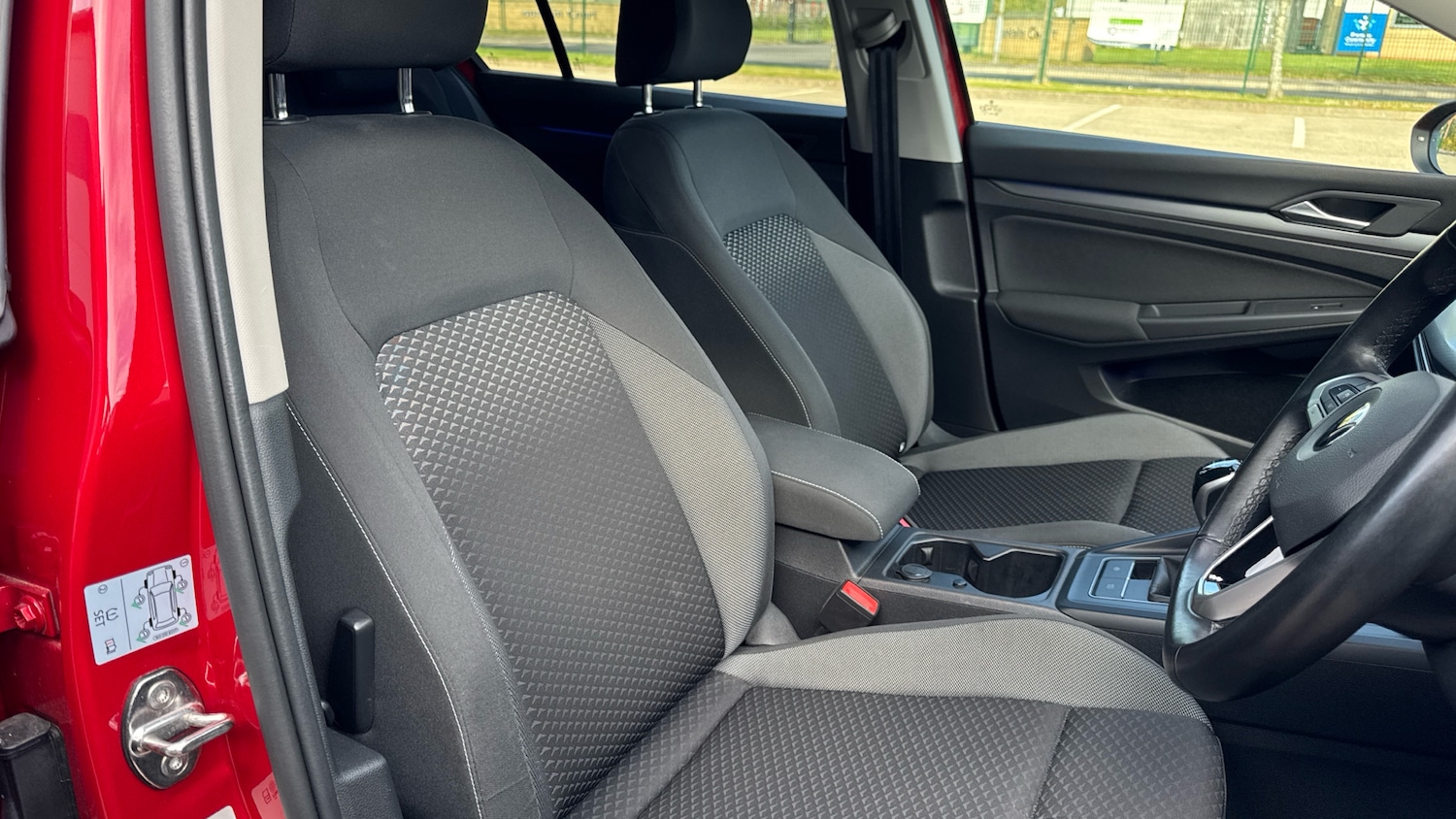 Used Volkswagen Golf 2022 for sale - 75955930: Photo 35