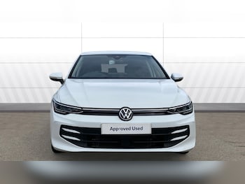 Used Volkswagen Golf 2024 for sale - 78804080: Photo