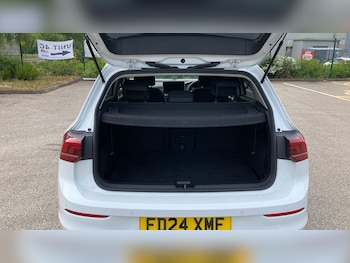 Used Volkswagen Golf 2024 for sale - 78804080: Photo