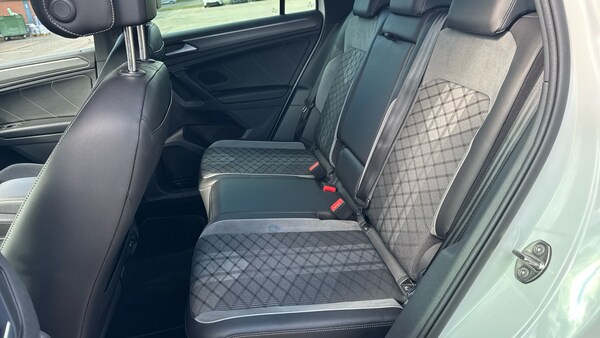 Used Volkswagen Tiguan 2021 for sale - 76028011: Photo 16