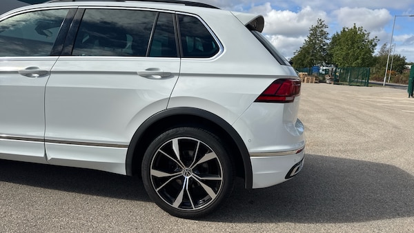 Used Volkswagen Tiguan 2021 for sale - 76028011: Photo 23