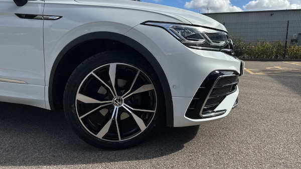 Used Volkswagen Tiguan 2021 for sale - 76028011: Photo 30