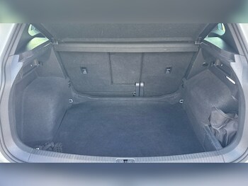 Used Volkswagen Tiguan 2021 for sale - 76028011: Photo 4