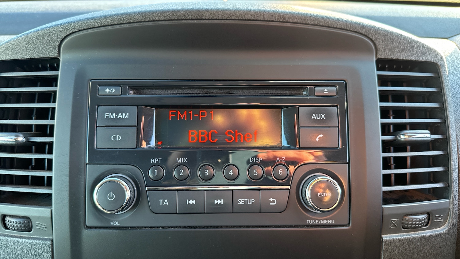 Used Nissan Navara 2015 for sale - 77100671: Photo 12