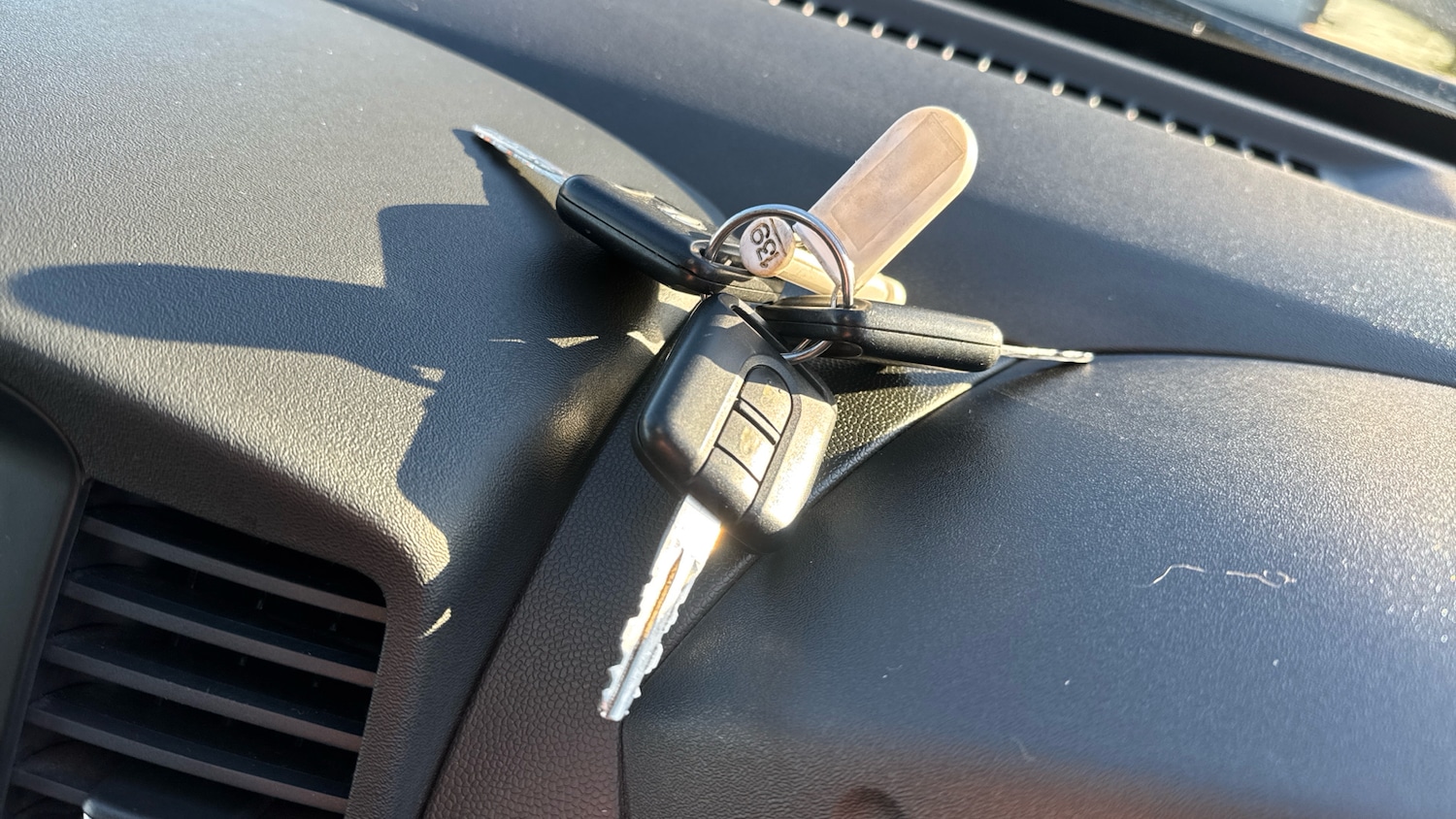 Used Nissan Navara 2015 for sale - 77100671: Photo 20