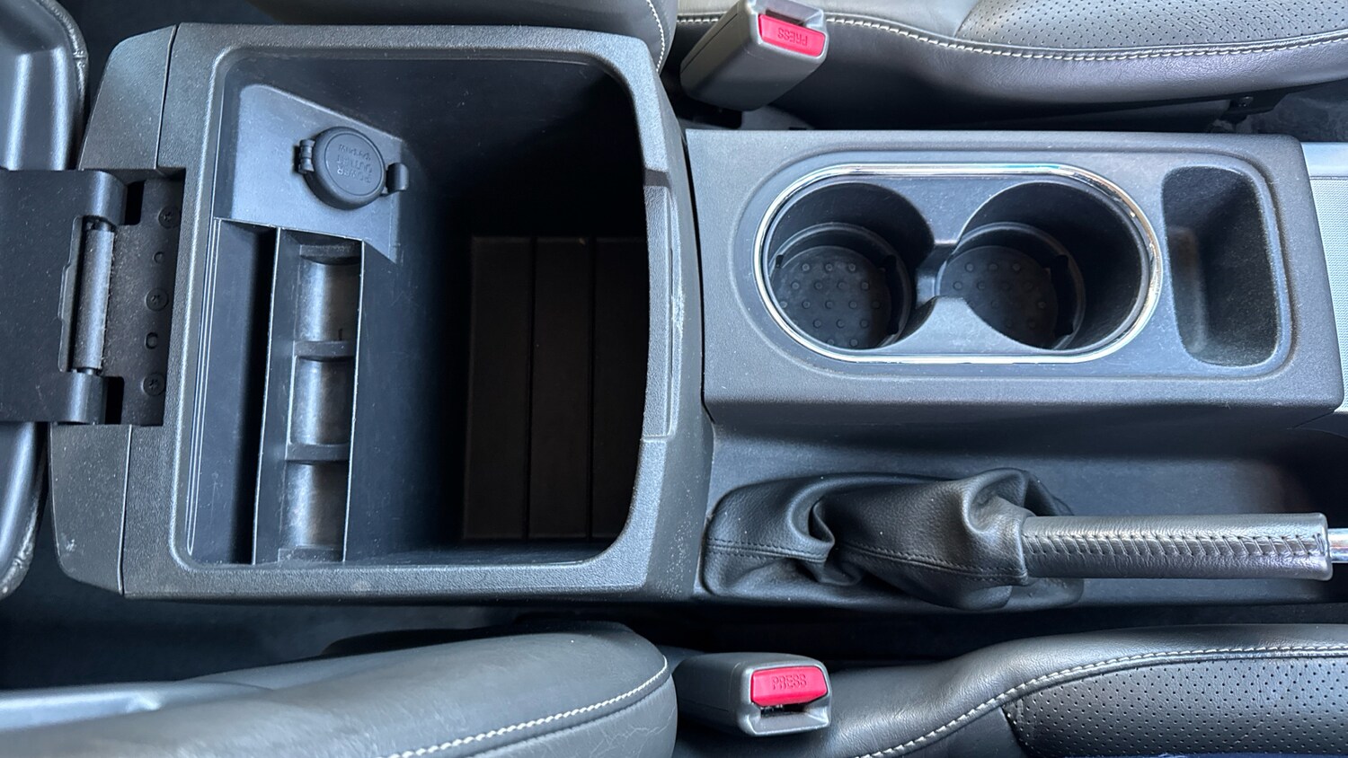 Used Nissan Navara 2015 for sale - 77100671: Photo 37