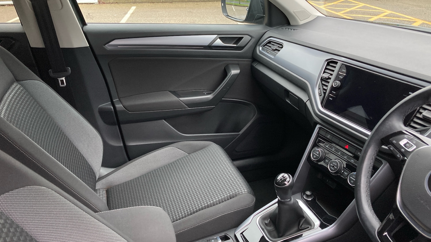 Used Volkswagen T-Roc 2022 for sale - 77532581: Photo 14