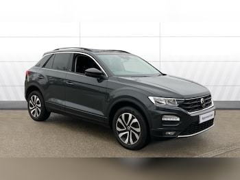 Used Volkswagen T-Roc 2022 for sale - 77532581: Photo