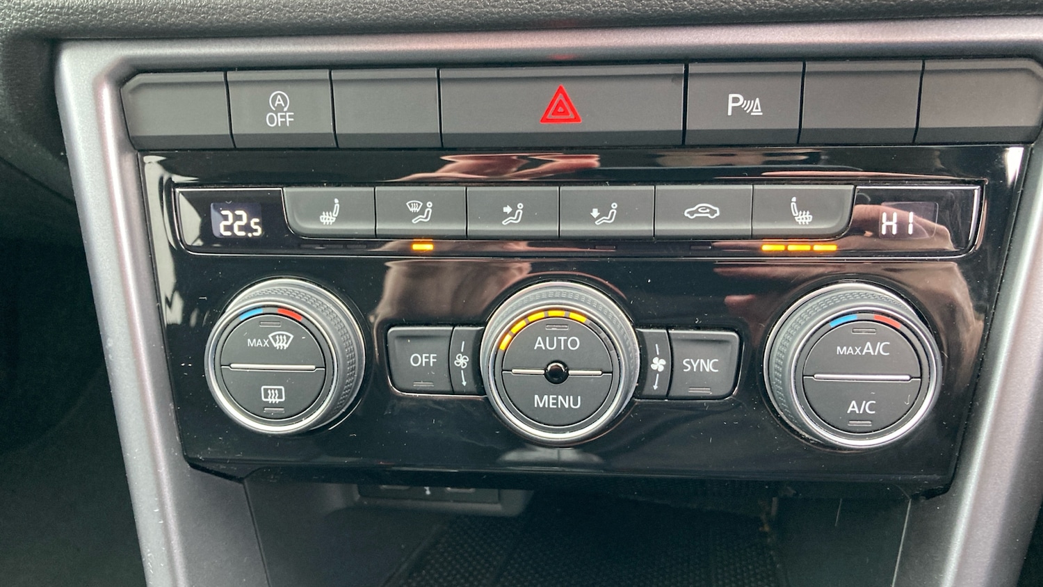 Used Volkswagen T-Roc 2022 for sale - 77532581: Photo 22