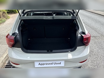 Used Volkswagen Polo 2023 for sale - 75412718: Photo