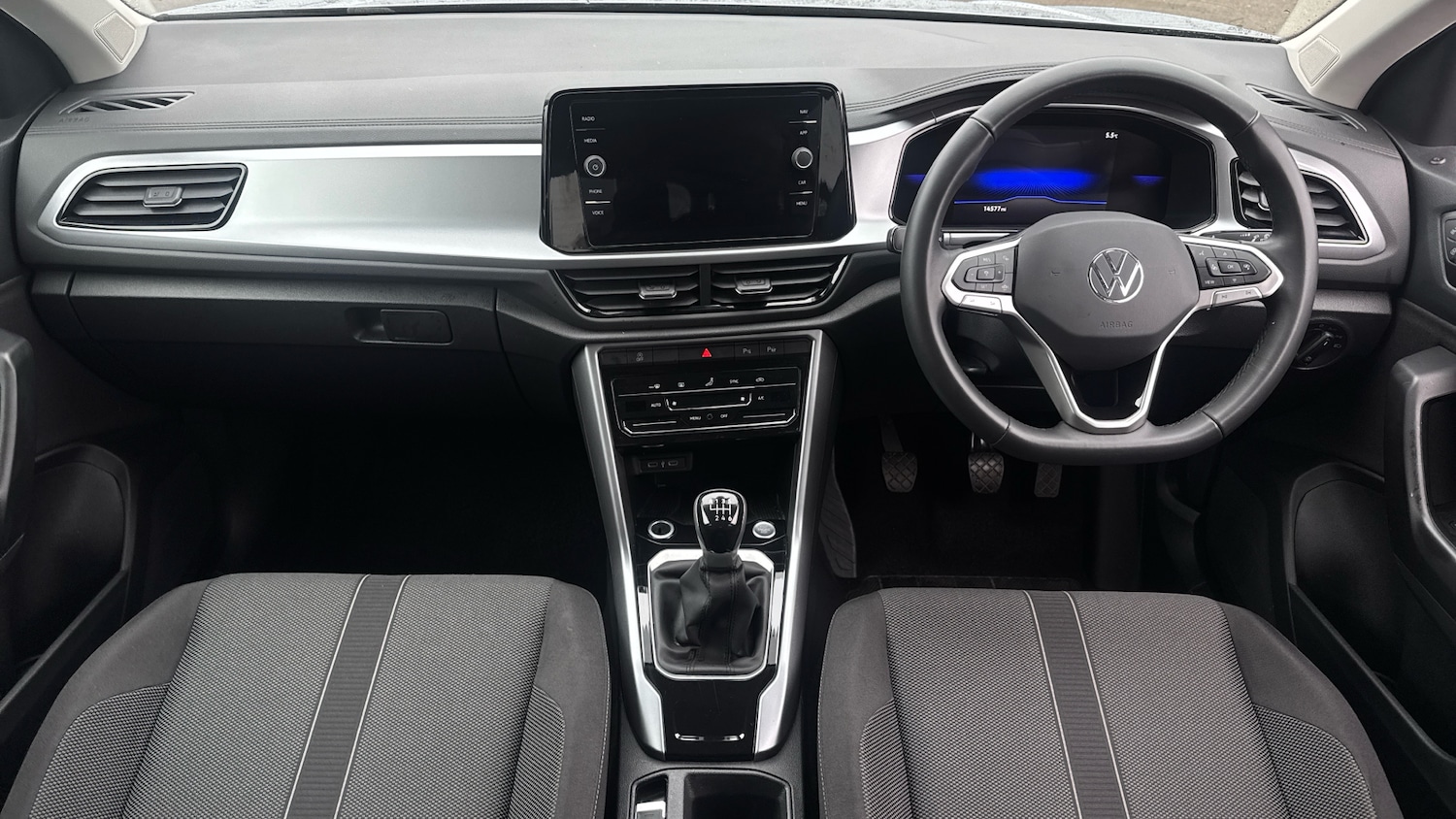 Used Volkswagen T-Roc 2025 for sale - 77532556: Photo 10