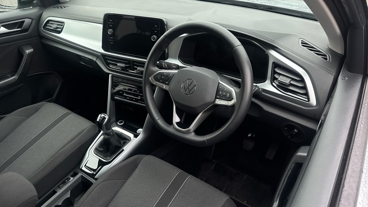 Used Volkswagen T-Roc 2025 for sale - 77532556: Photo 11