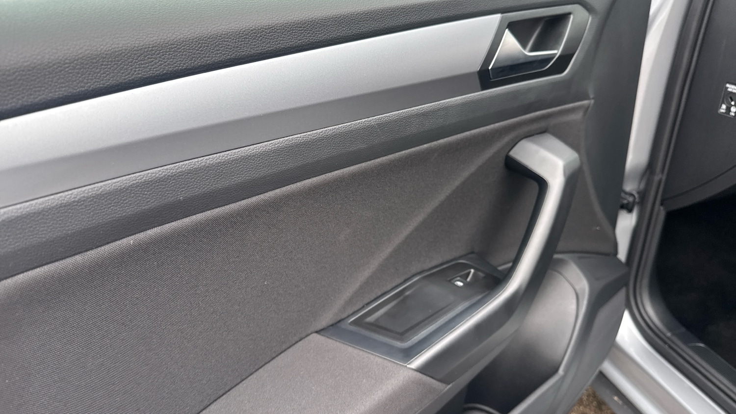 Used Volkswagen T-Roc 2025 for sale - 77532556: Photo 23