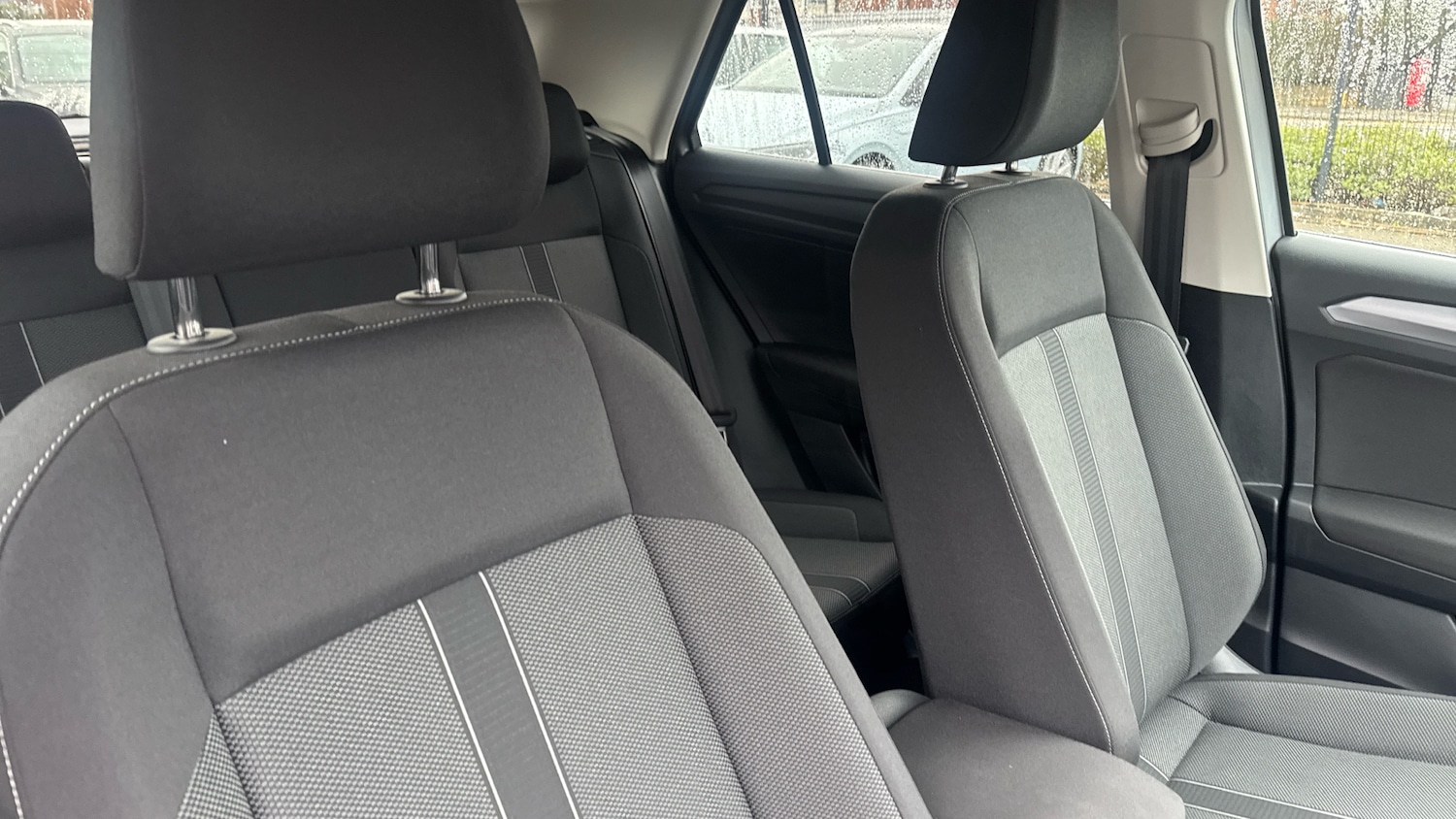 Used Volkswagen T-Roc 2025 for sale - 77532556: Photo 34