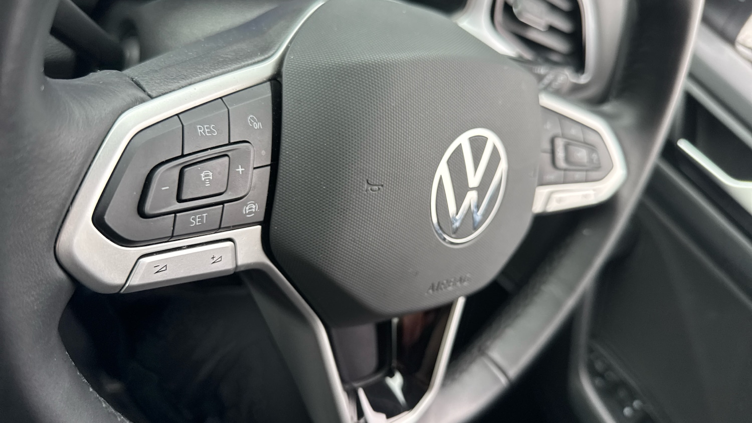 Used Volkswagen T-Roc 2025 for sale - 77532556: Photo 42