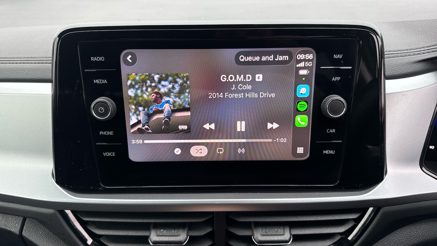 Used Volkswagen T-Roc 2025 for sale - 77532556: Photo 51