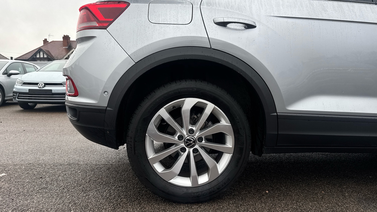 Used Volkswagen T-Roc 2025 for sale - 77532556: Photo 7