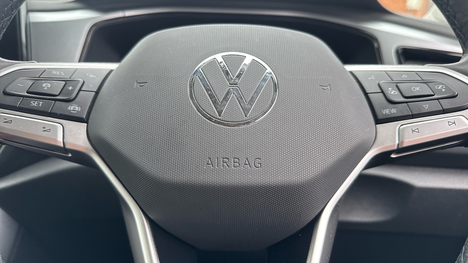 Used Volkswagen T-Roc 2025 for sale - 77532556: Photo 8