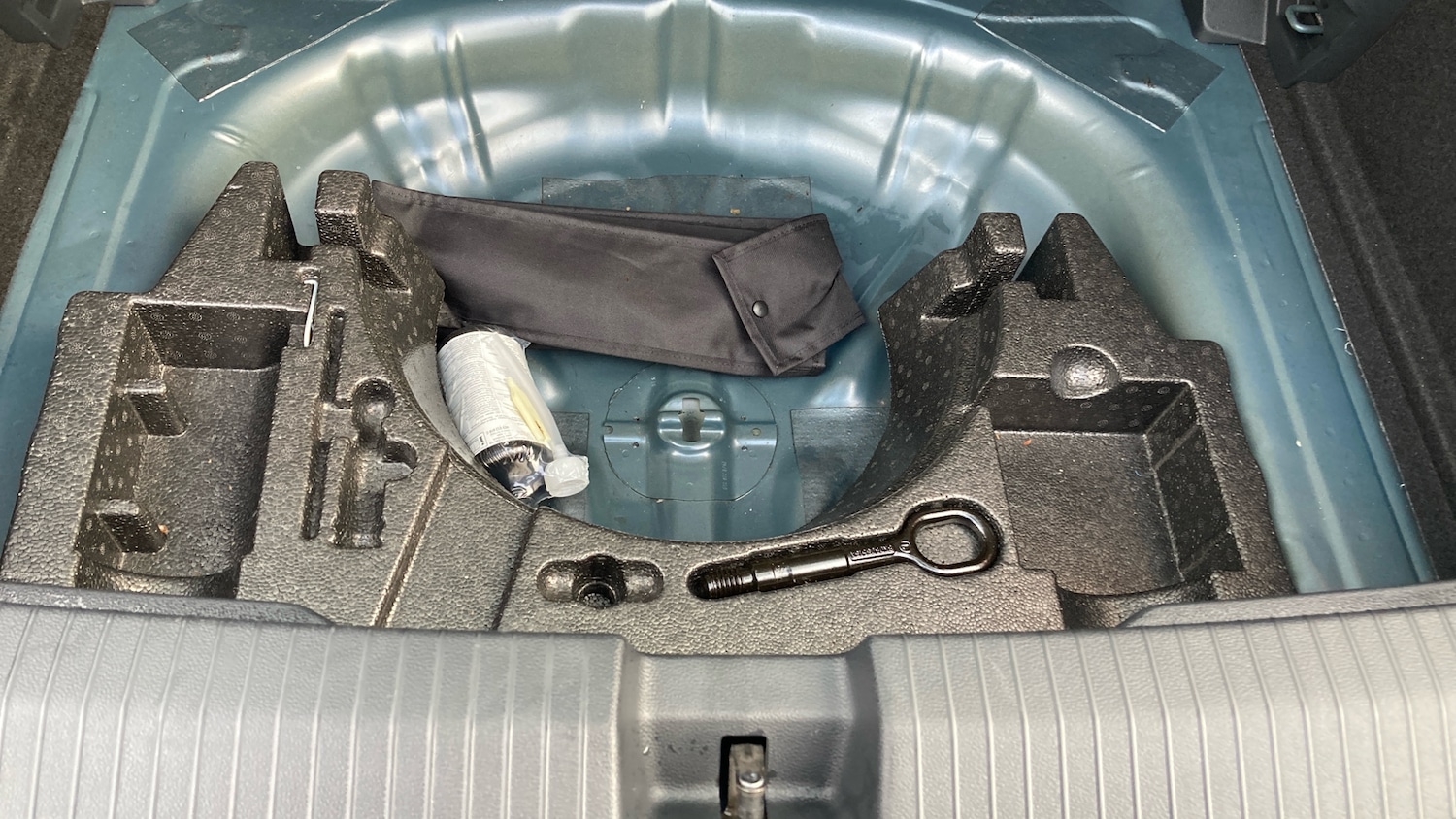 Used Volkswagen T-Roc 2024 for sale - 77528512: Photo 25