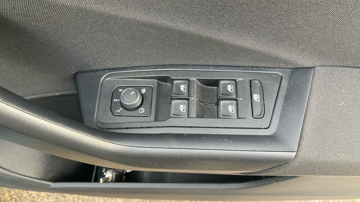 Used Volkswagen T-Roc 2024 for sale - 77528512: Photo 29