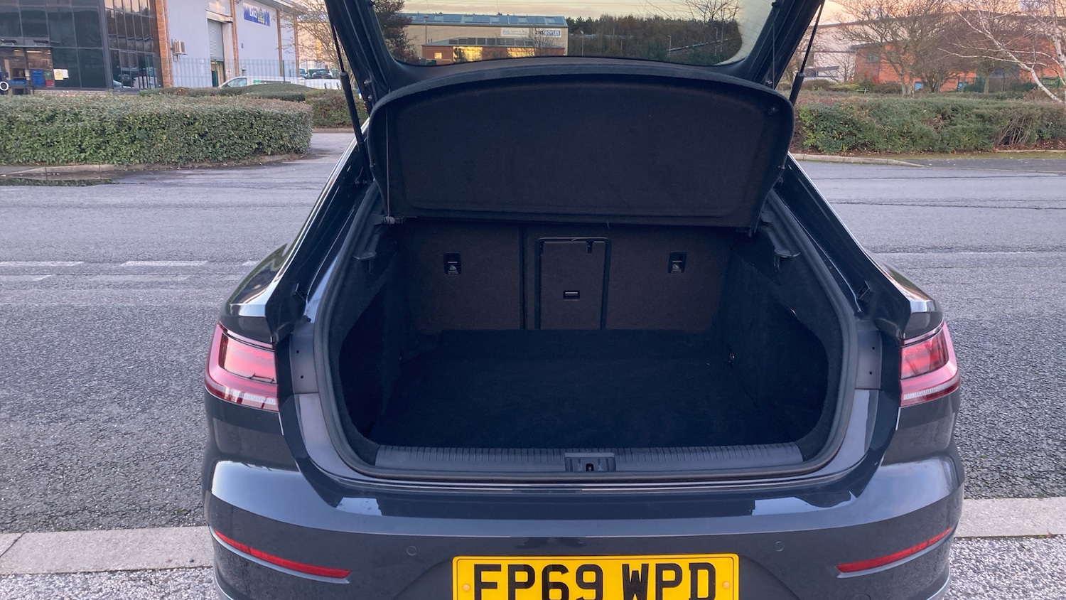 Used Volkswagen Arteon 2019 for sale - 76637624: Photo 4