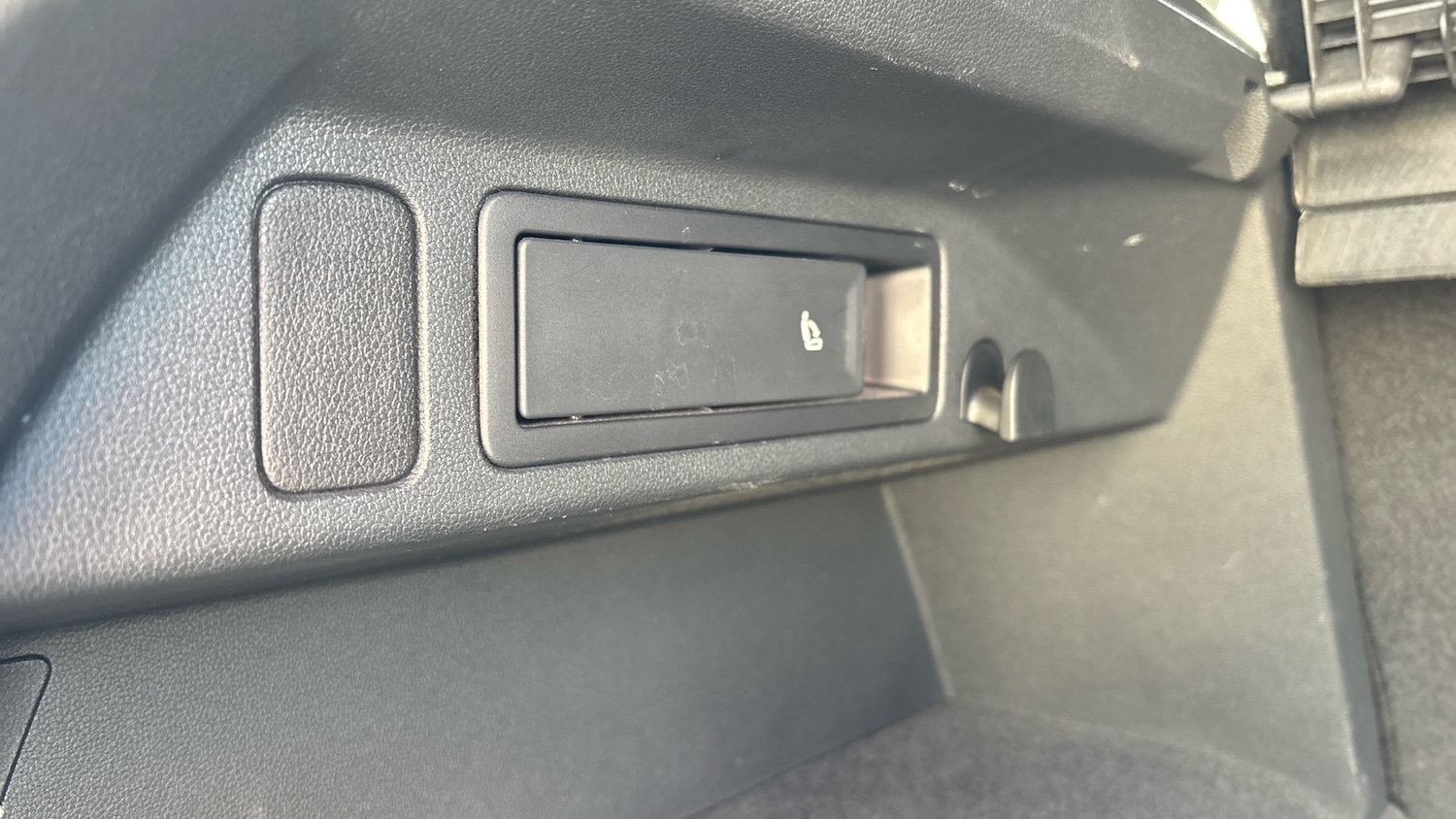 Used Volkswagen Tiguan 2021 for sale - 77900864: Photo 33