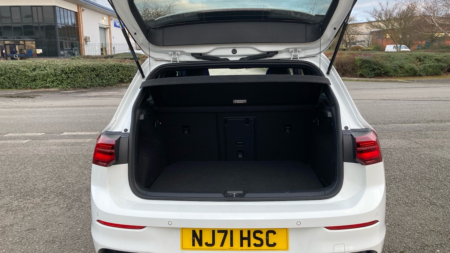 Used Volkswagen Golf 2021 for sale - 76968715: Photo 4