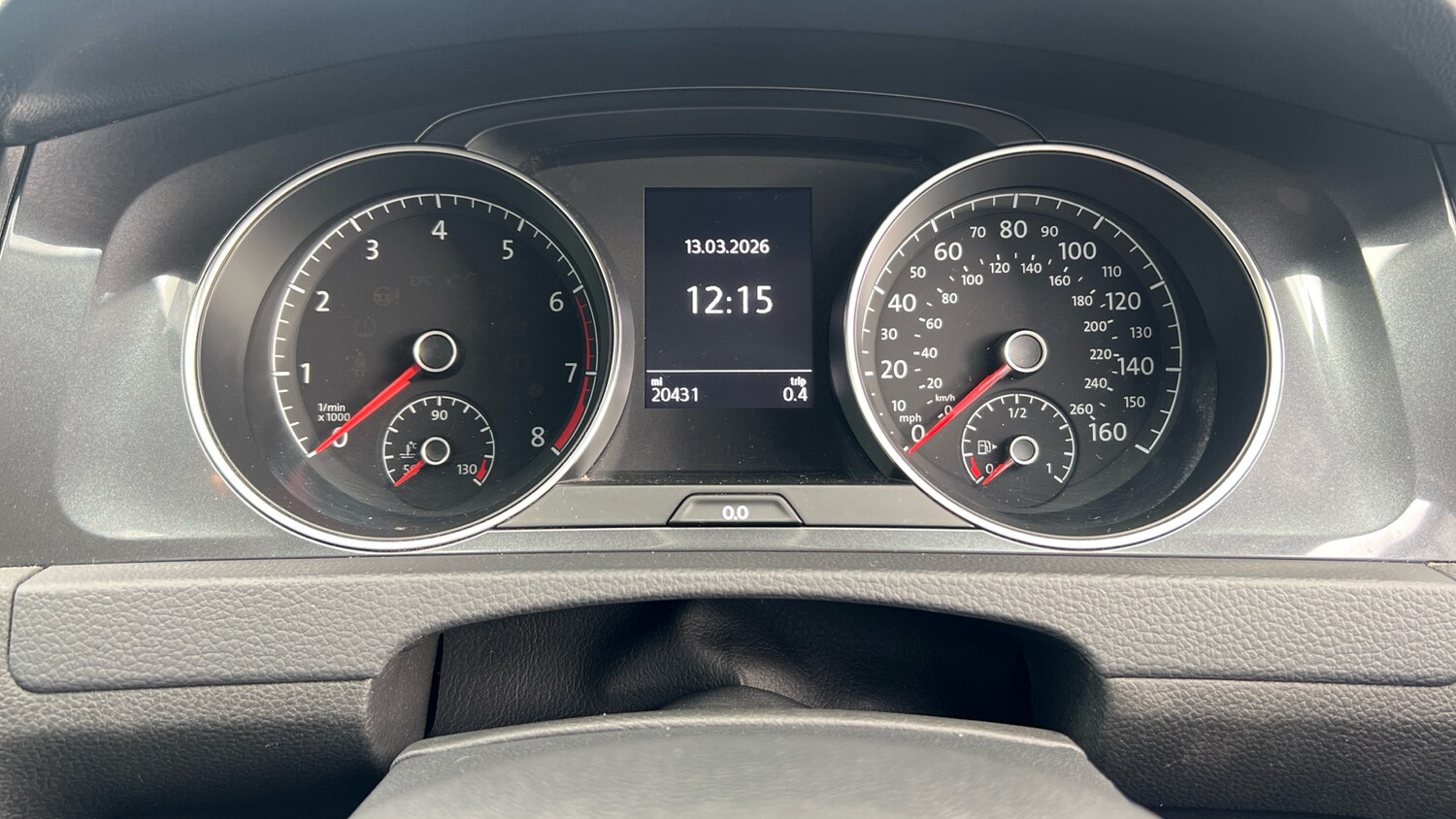 Used Volkswagen Golf 2017 for sale - 77917078: Photo 21