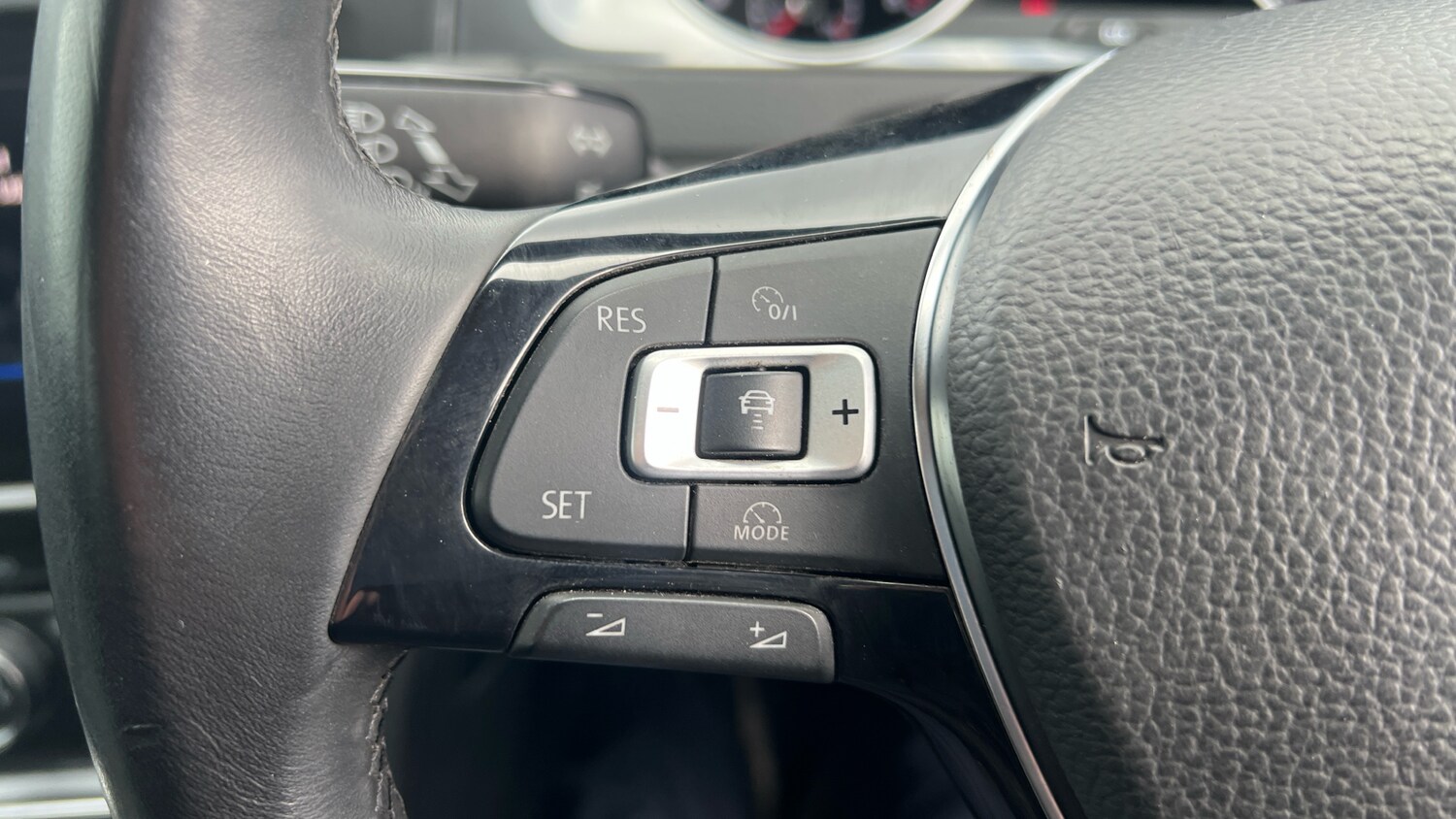 Used Volkswagen Golf 2017 for sale - 77917078: Photo 27