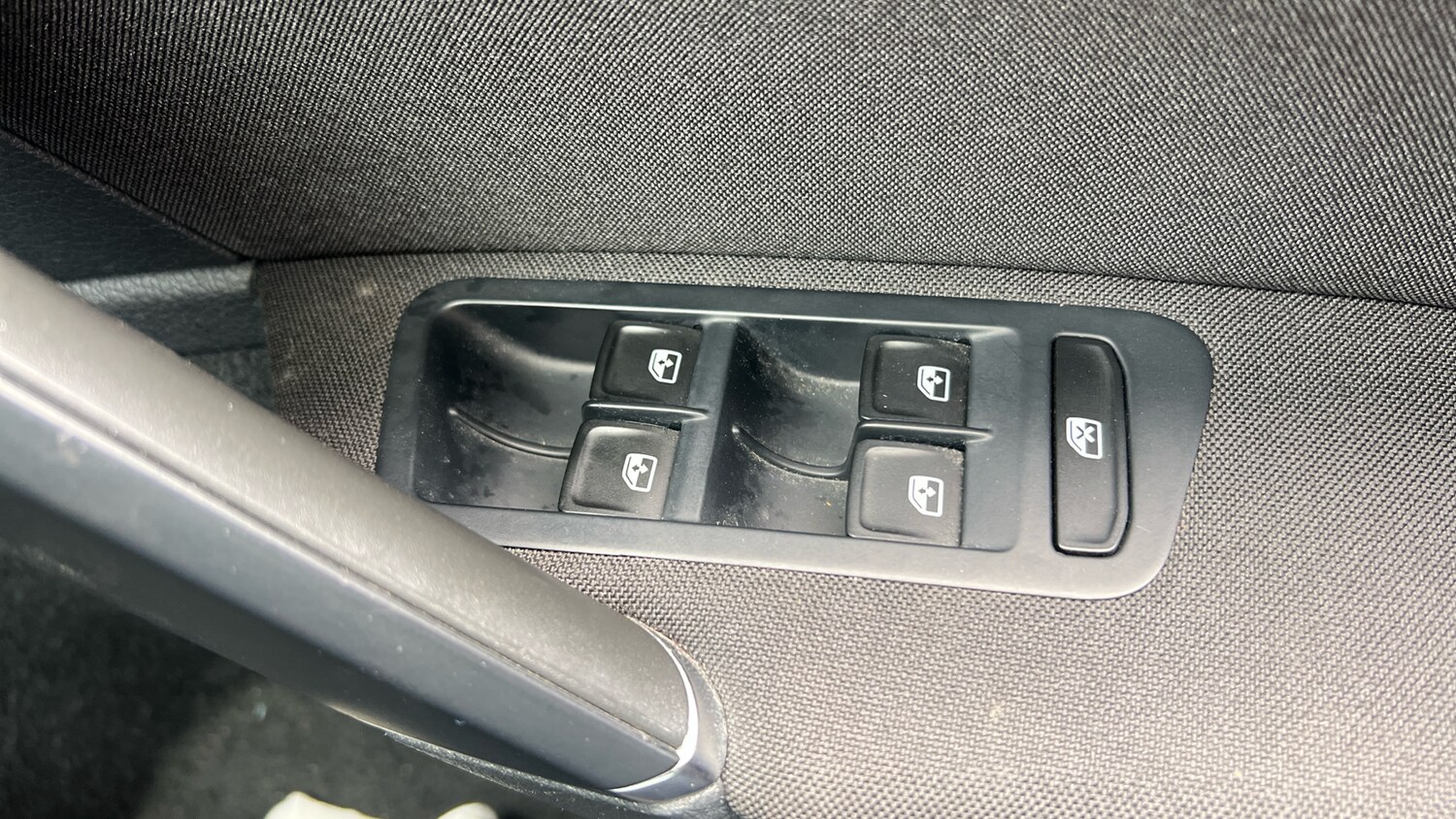 Used Volkswagen Golf 2017 for sale - 77917078: Photo 31