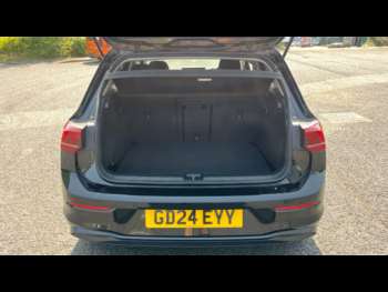 Used Volkswagen Golf 2024 for sale - 74952978: Photo