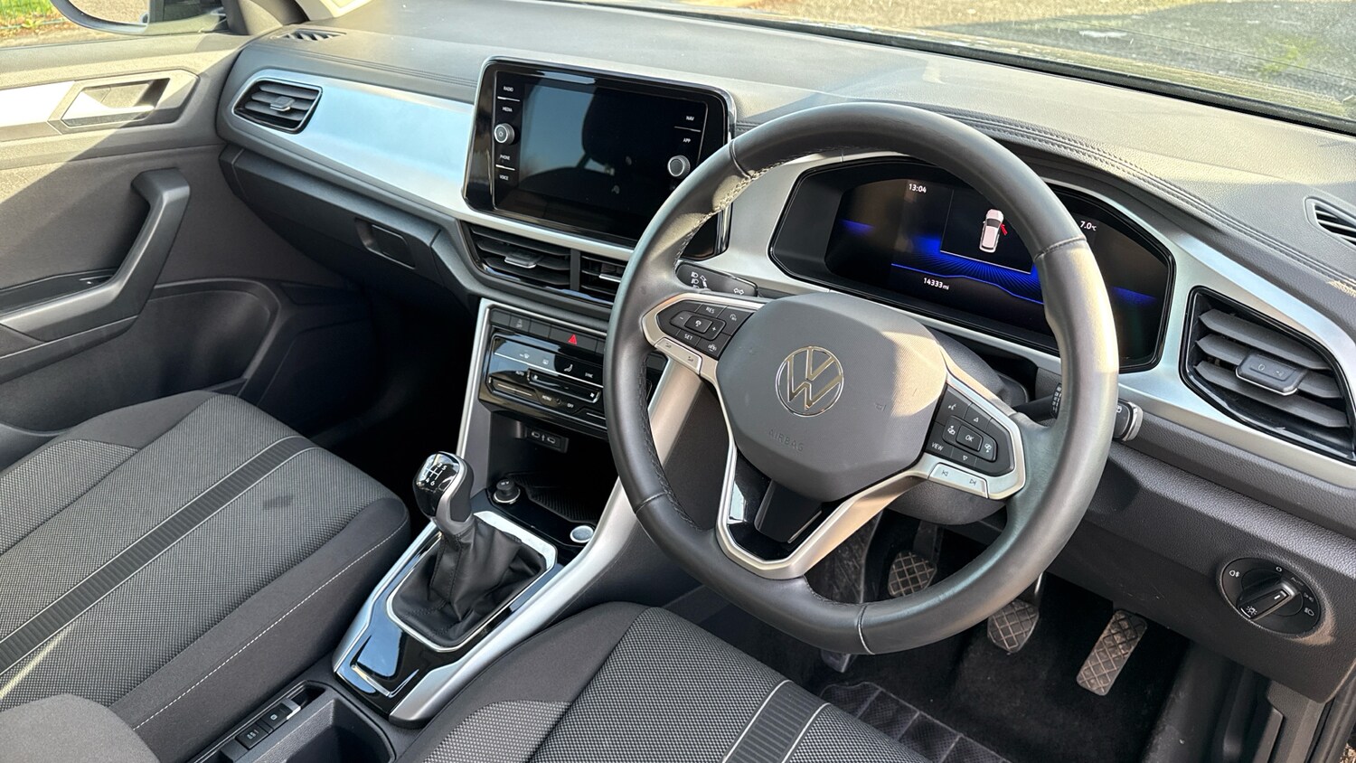 Used Volkswagen T-Roc 2025 for sale - 77323784: Photo 11