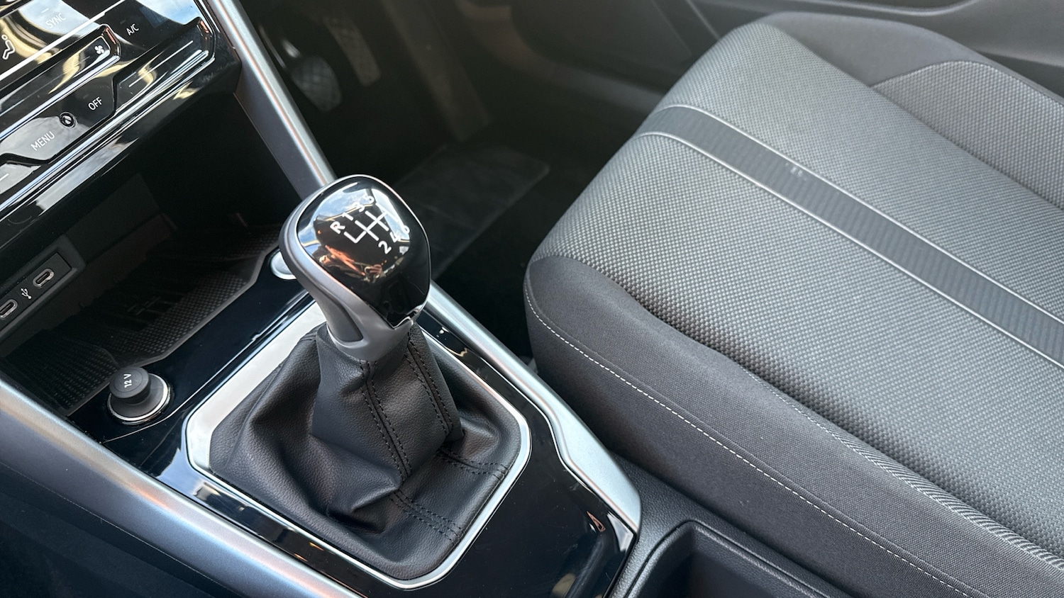 Used Volkswagen T-Roc 2025 for sale - 77323784: Photo 13