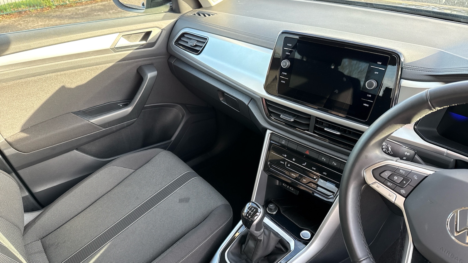 Used Volkswagen T-Roc 2025 for sale - 77323784: Photo 14