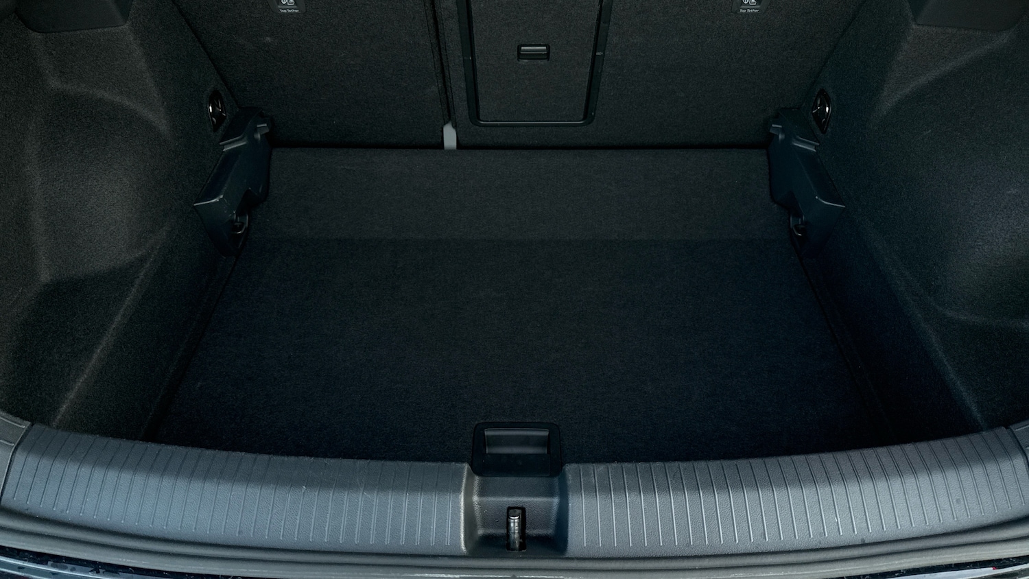 Used Volkswagen T-Roc 2025 for sale - 77323784: Photo 39