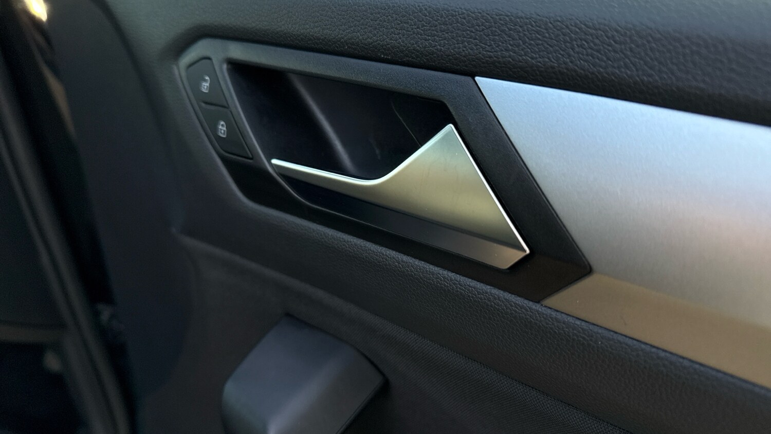 Used Volkswagen T-Roc 2025 for sale - 77323784: Photo 41