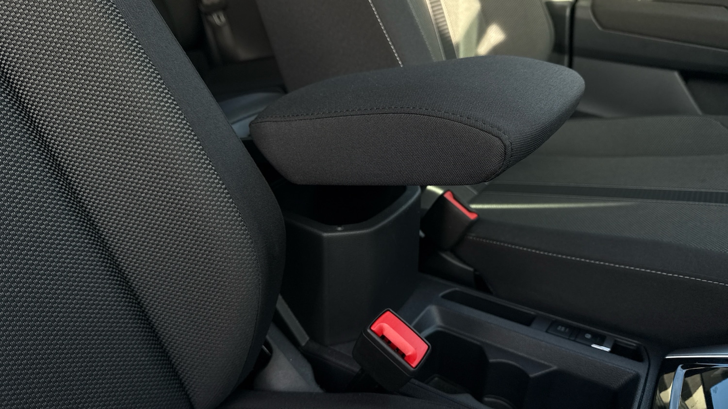 Used Volkswagen T-Roc 2025 for sale - 77323784: Photo 44