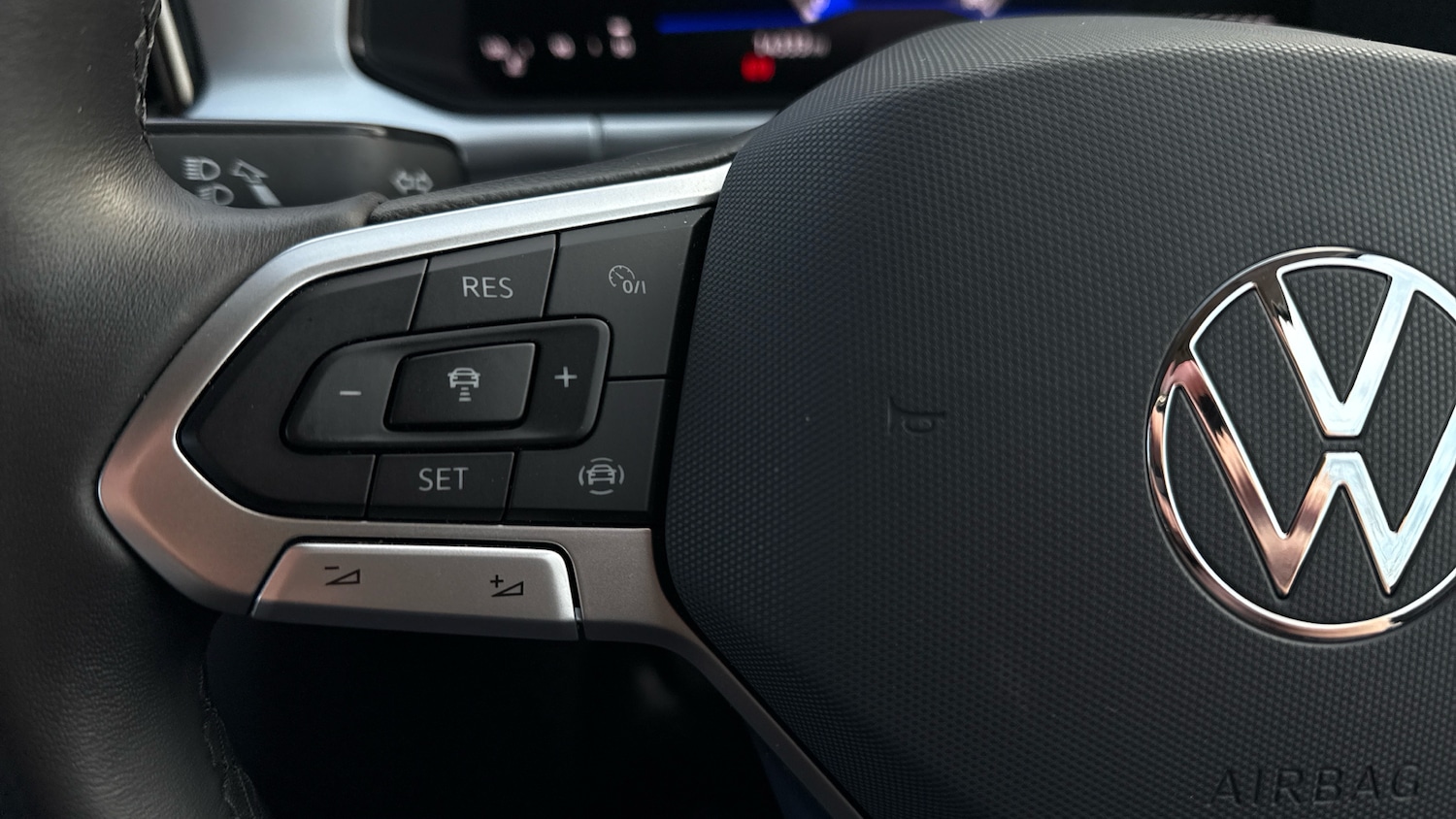 Used Volkswagen T-Roc 2025 for sale - 77323784: Photo 47