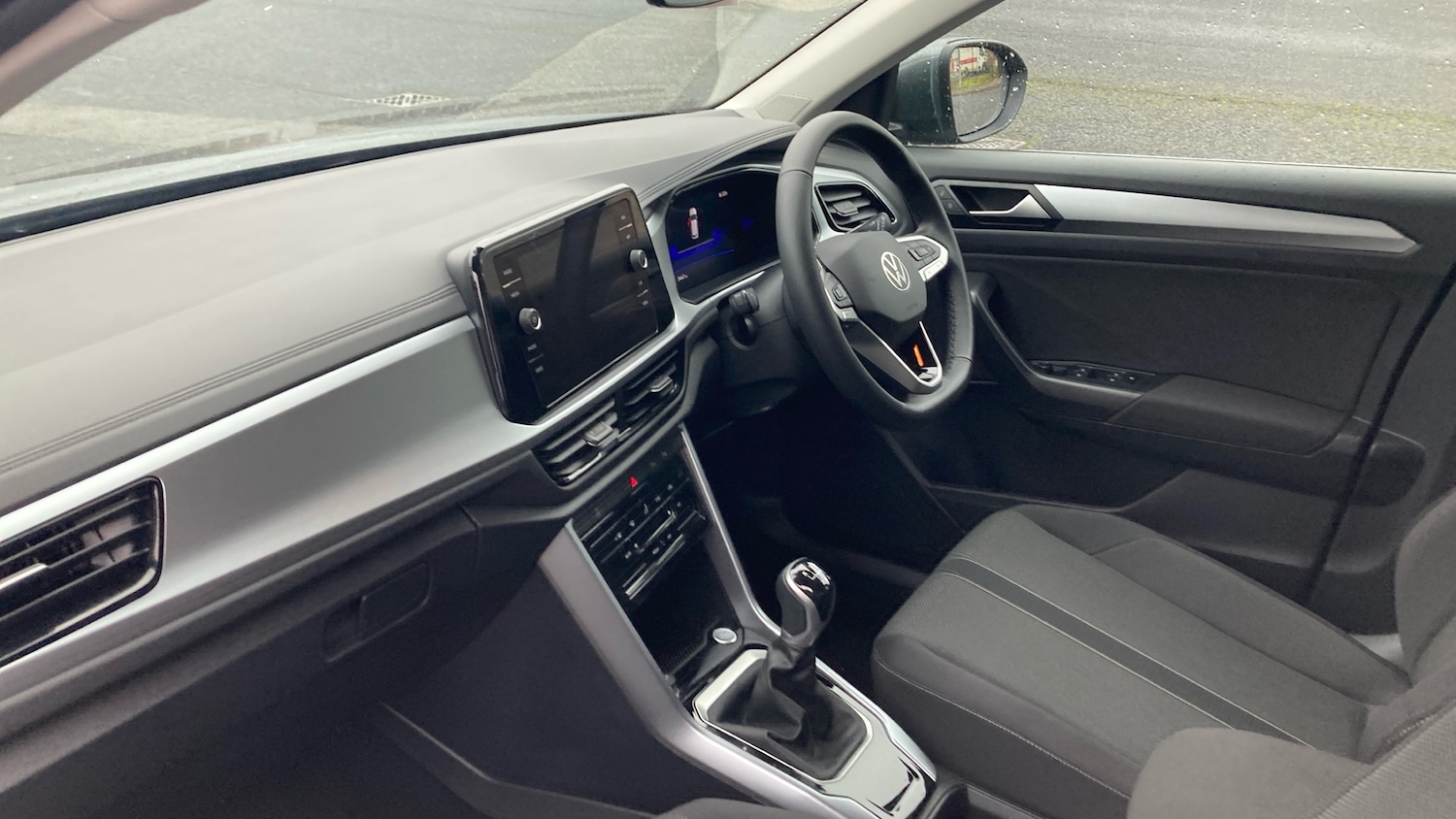 Used Volkswagen T-Roc 2025 for sale - 77902296: Photo 11