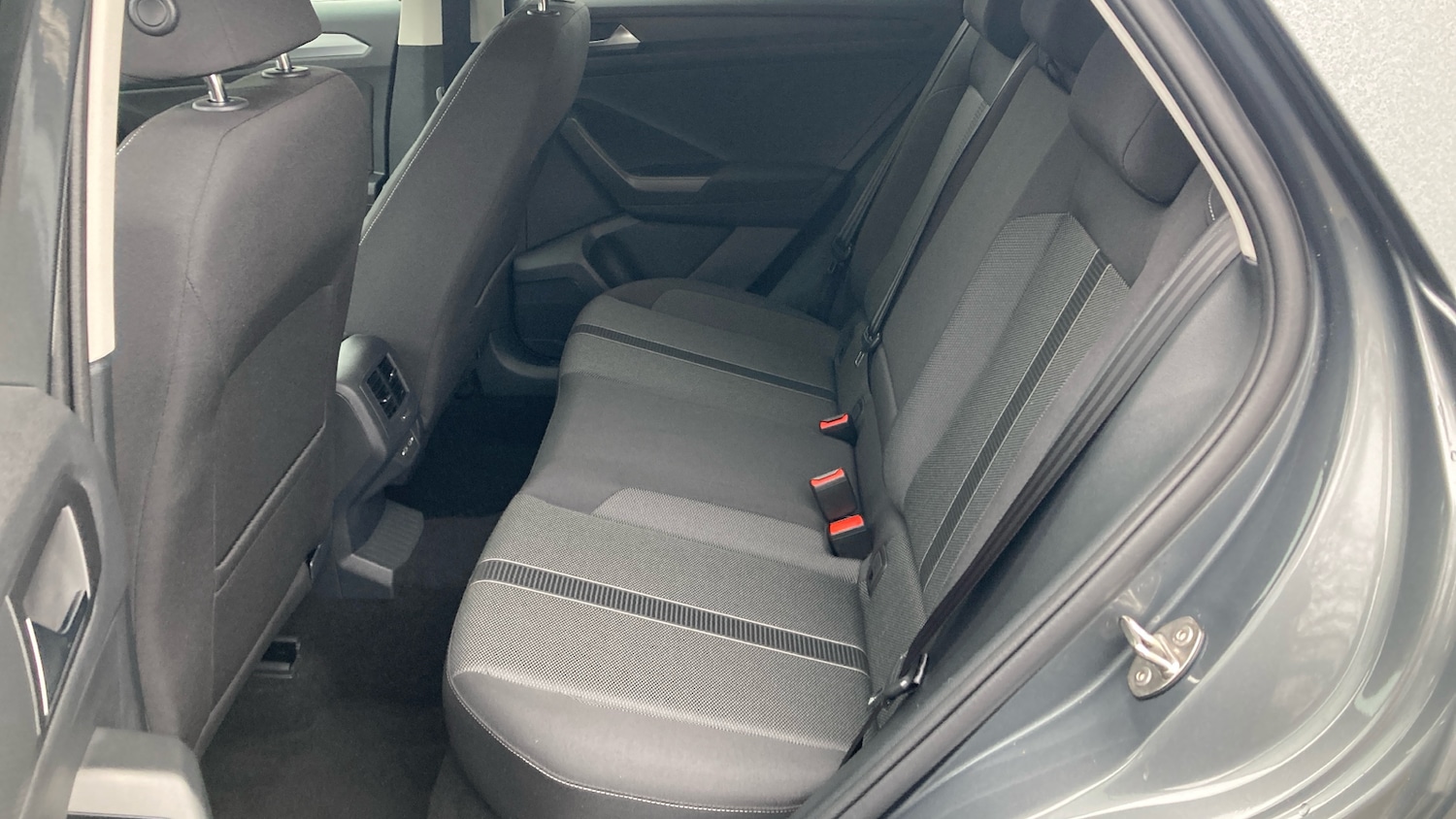 Used Volkswagen T-Roc 2025 for sale - 77902296: Photo 16